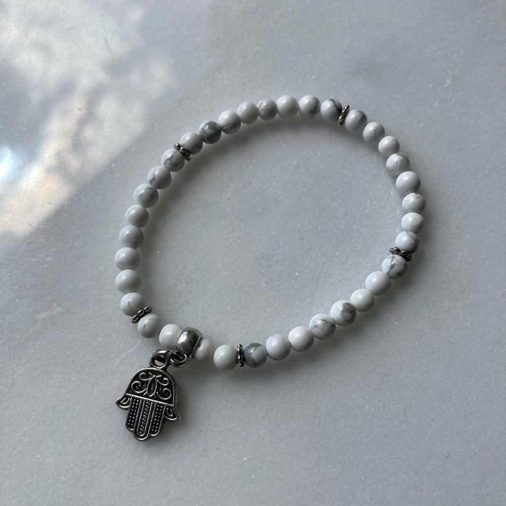 Howlite bracelet - Picture 2 of 6
